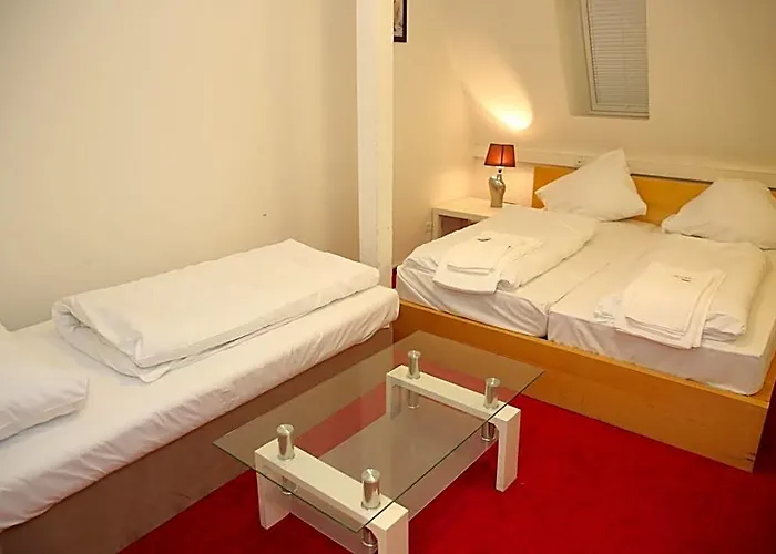 Twinhof 2*