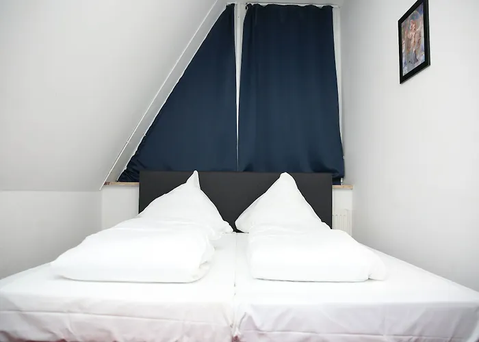 Twinhof Hotel